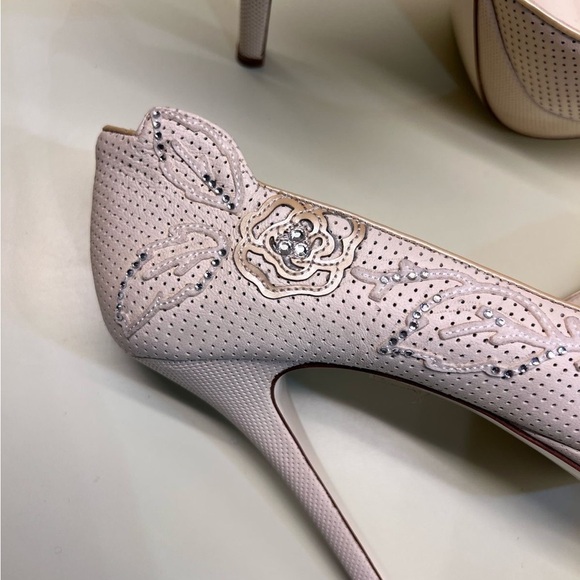 LORIBLU LEATHER MADE IN ITAKY Elegant Cream Peep-Toe Heels Swarovski crystals - Picture 9 of 15